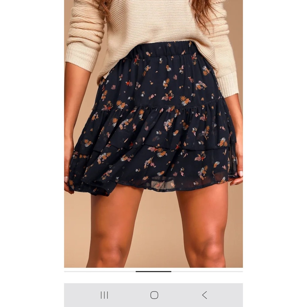 Free People Skirt Women's‎ Medium Black Floral Print Ruffle Mini